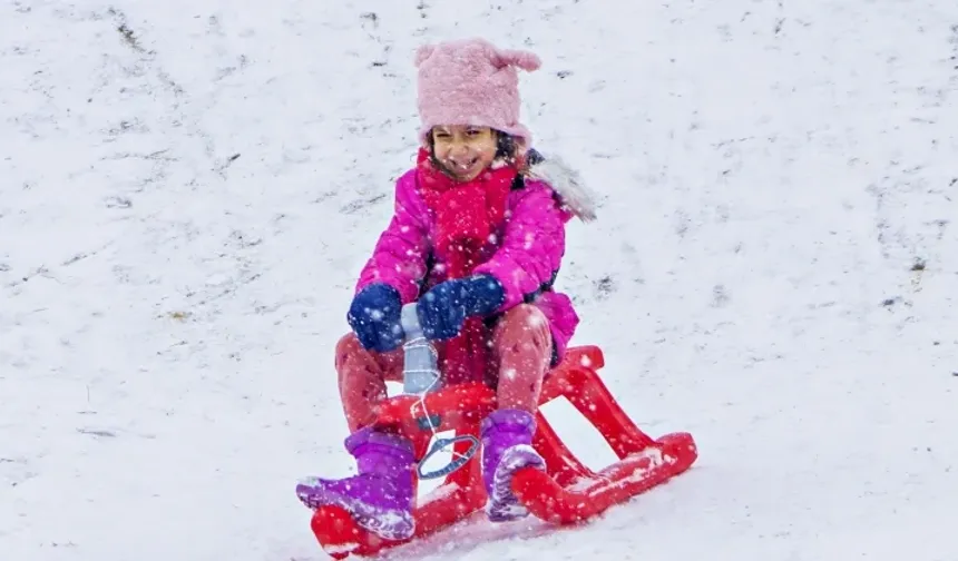 Bir ilde kar nedeniyle eğitime ara verildi