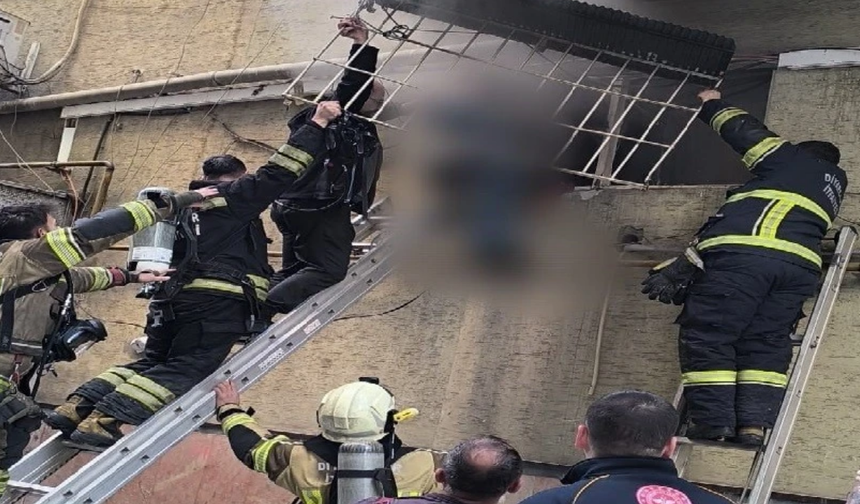 Diyarbakır’da faciadan dönüldü berber dükkanın'da yangın