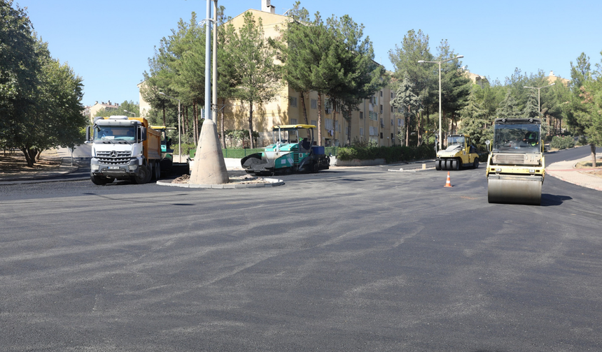 Diyarbakır’da 110 bin ton asfalt atağı: 25 kilometrelik yol yenilenecek