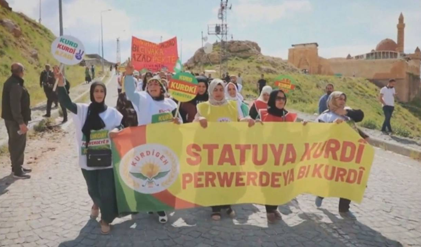 Van’da Kürtçe kurslarına ceza: Derneğe 400 bin TL idari yaptırım