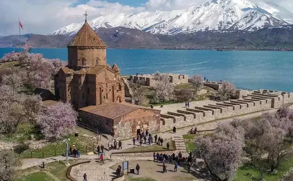 Akdamar Adası ve Kilisesi'nin Az Bilinen Hikayesi