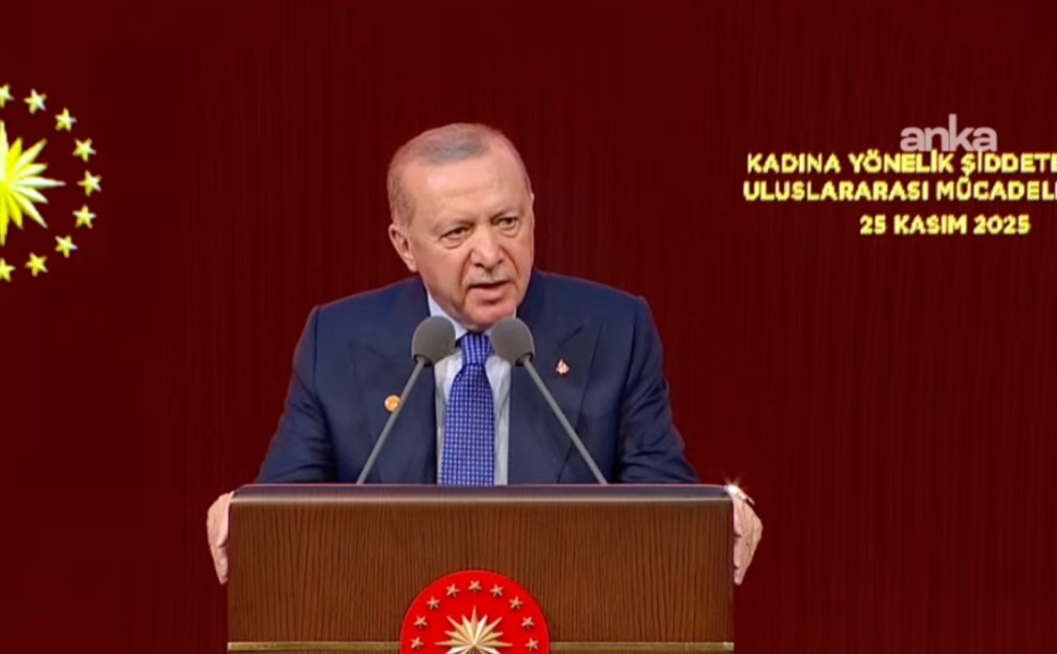 Erdoğan: Kadına Şiddeti Önlemenin Yolu Aileye Sahip Çıkmak