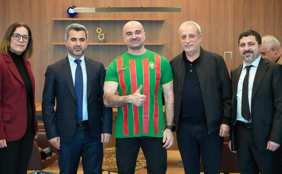 Amedspor heyeti Süleymaniye’de Talabani ile görüştü