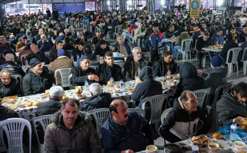 Diyarbakır'da iftar cep yakıyor: İşte fiyatlar