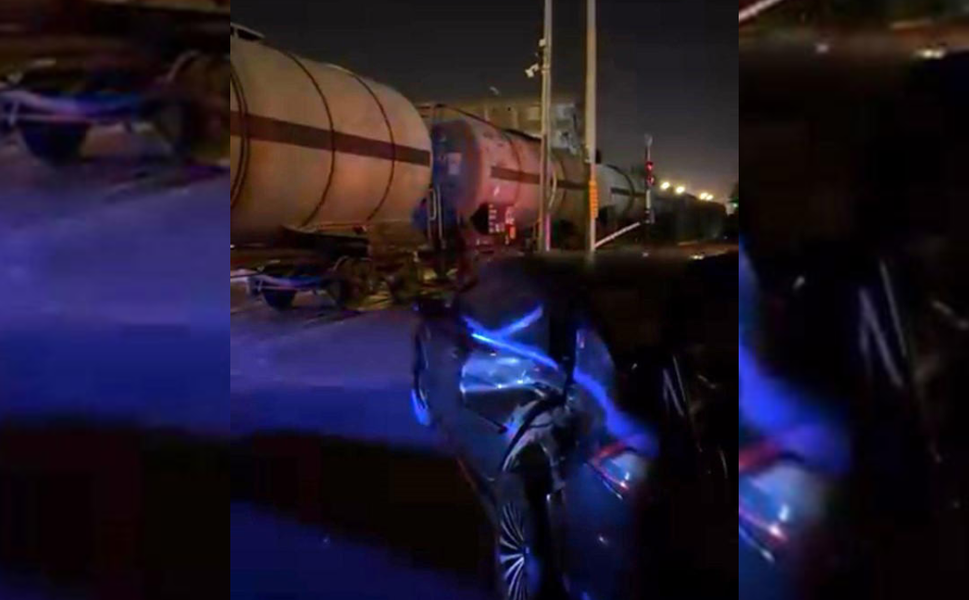 Diyarbakır’da tren otomobile çarptı