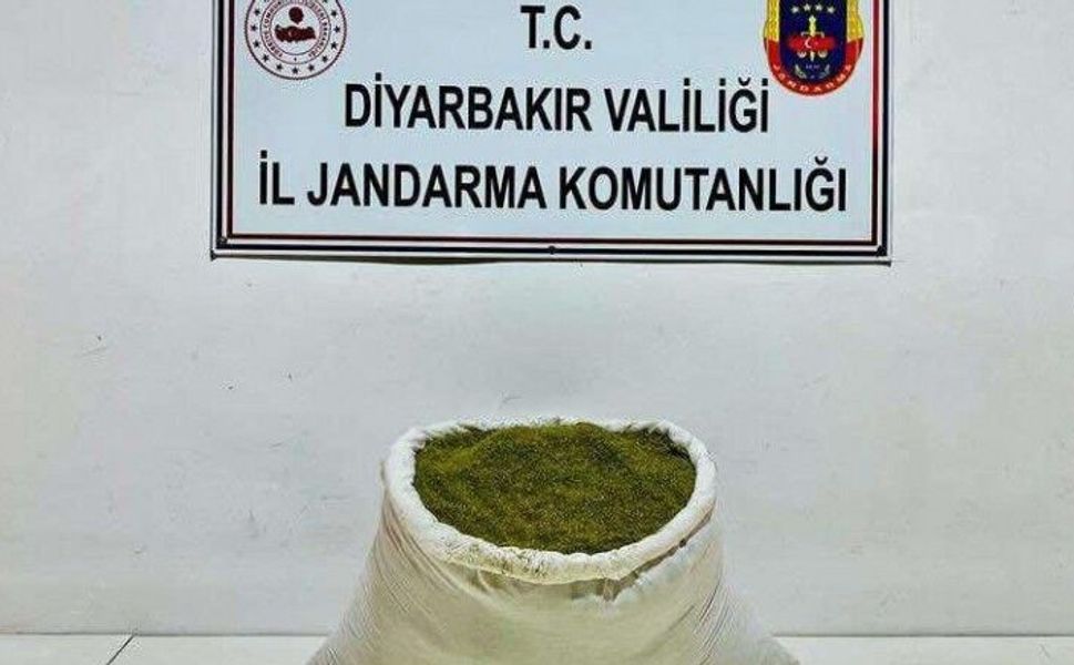Diyarbakır’da 38,6 kilo esrar ele geçirildi