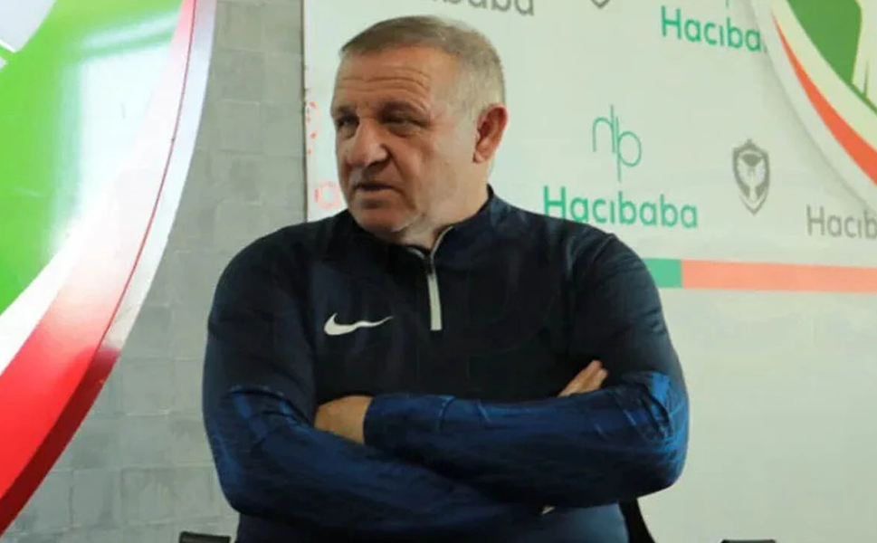 Mesut Bakkal’dan dikkat çeken sözler: Şampiyonluk sezonunu hatırlattı