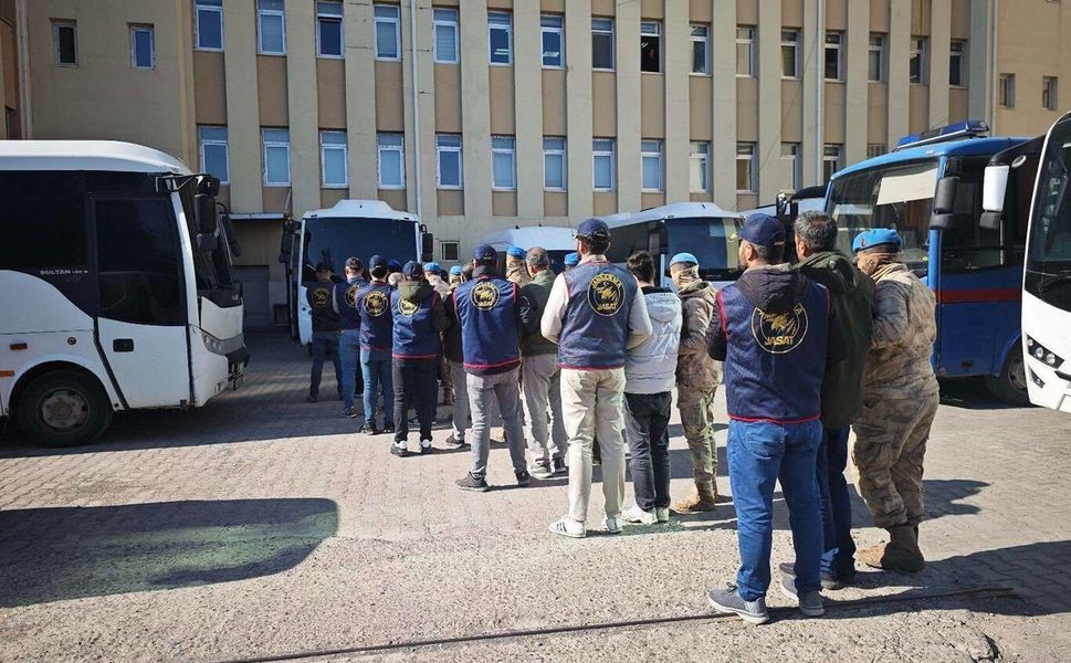 Diyarbakır’da Operasyon: Aranan 162 Firari Yakalandı