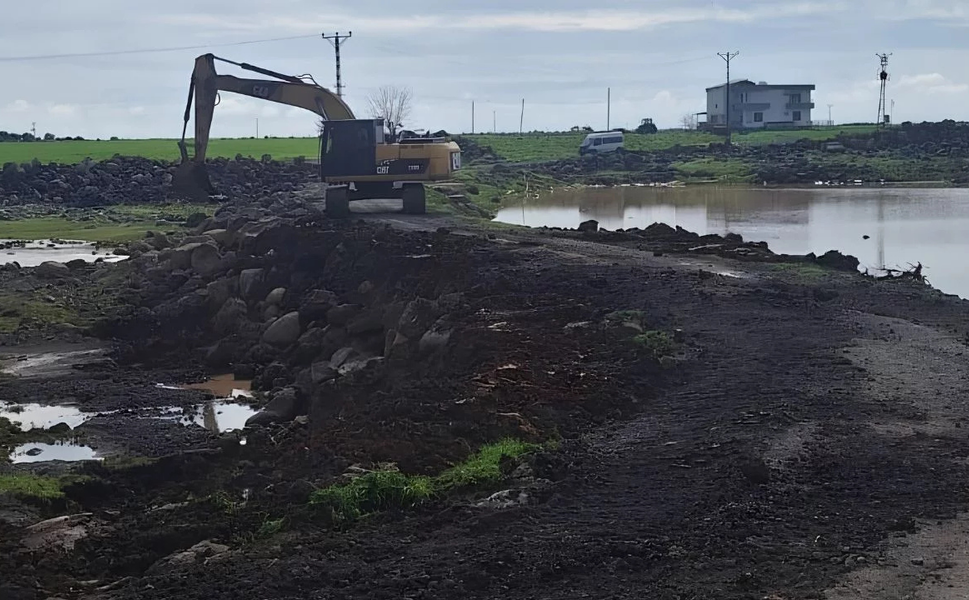 Sağanak sonrası Bağlar Belediyesi üç köyde hasar onarımına başladı