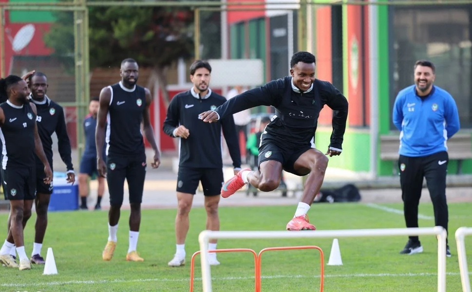 Hatayspor maçı öncesi Amedspor’da kart krizi