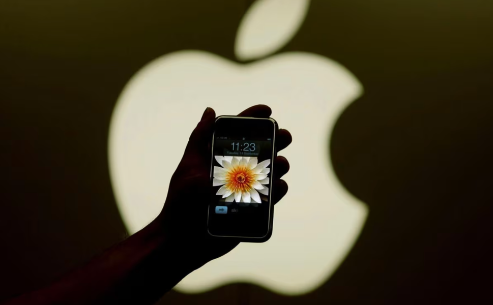 Apple’ın 50. Yılı: iPhone’u Tasarlayan Ekibin İtirafları