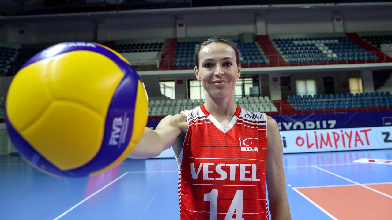 Eda Erdem Eşi (5)