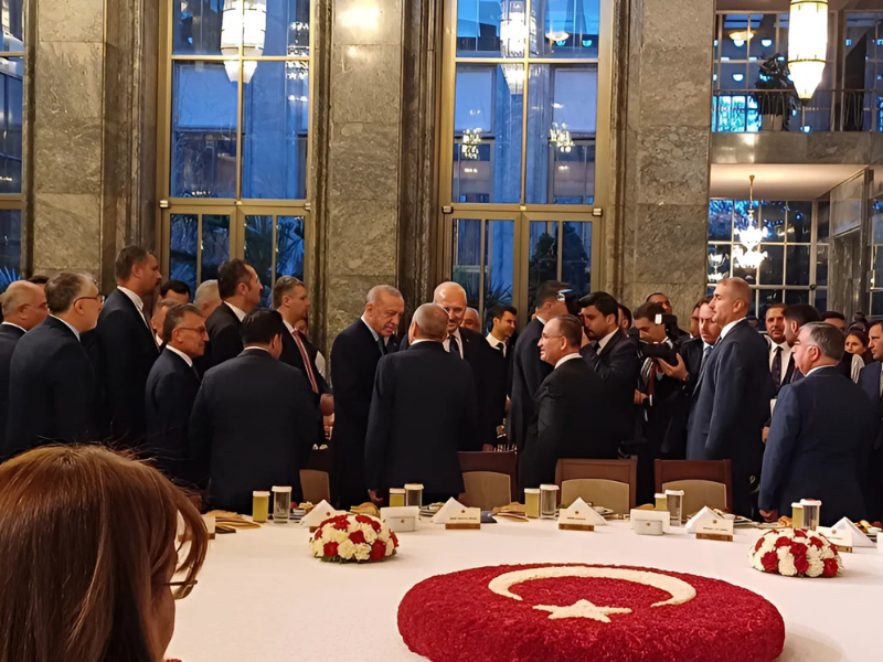 Dem Parti'nin Görüşme Talebi Gündemde