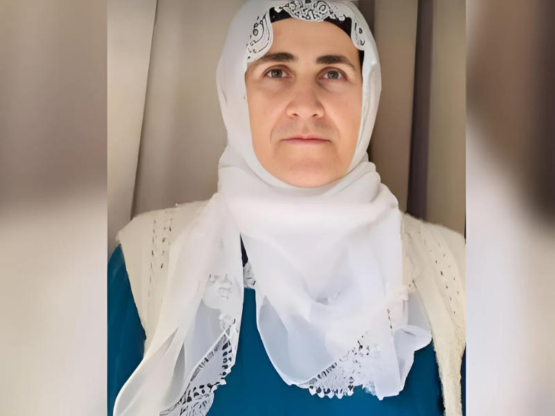 Elektrik Çarpan Kadın