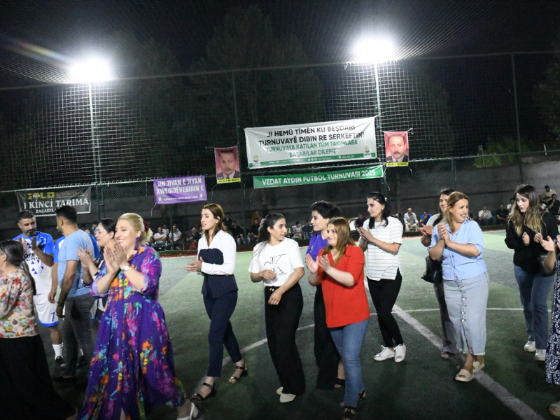 Diyarbakır’da Kadına Yönelik Şiddet Sahada Protesto Edildi (2)