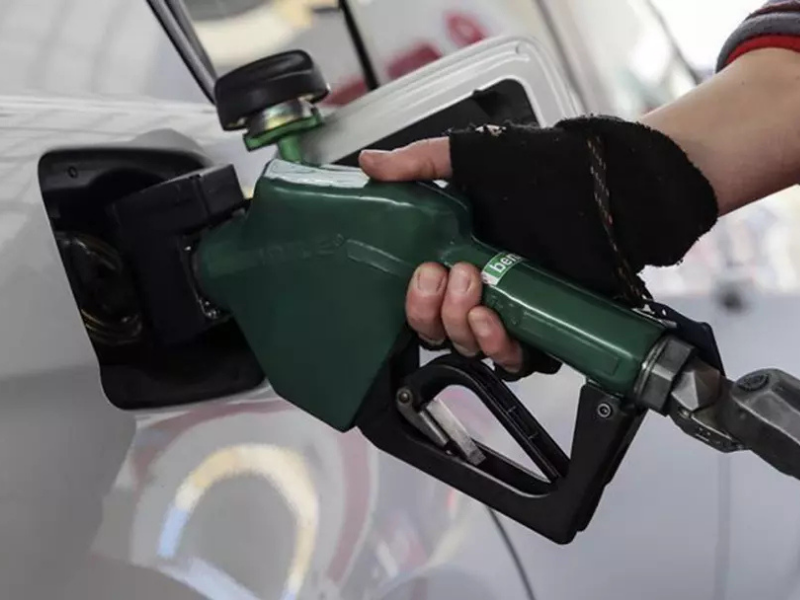 Akaryakıta Zam Beklentisi